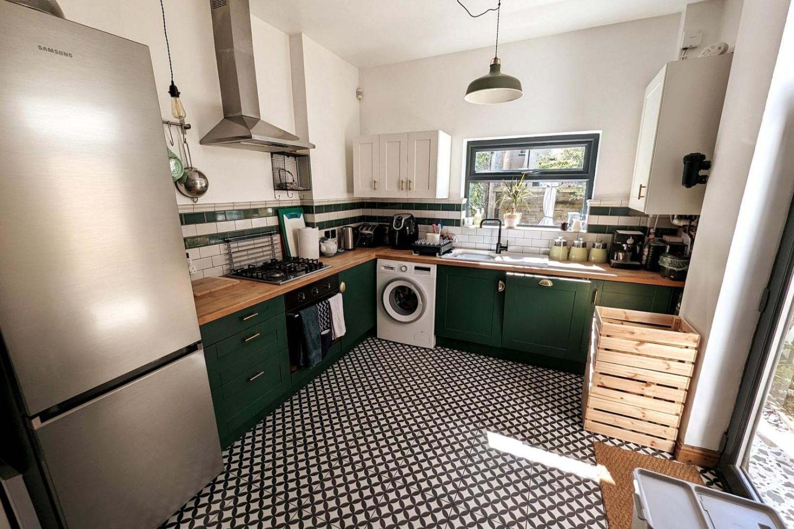Stylish 2bd Near Millenium Stadium, *